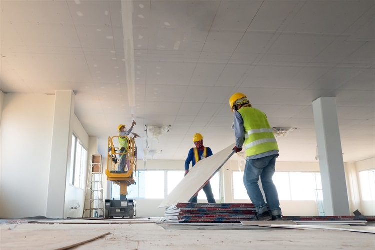 Commercial plafon installation